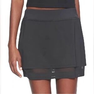 ATHLETA Laser Run Black Layered Athletic Tennis Skirt Mesh cut out hem Medium